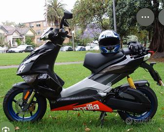 aprilia sr factory