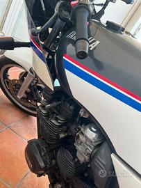 Yamaha Xj600