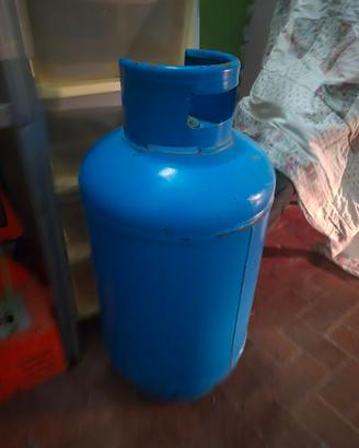 Bombola Gas 15 kg per vari usi.
