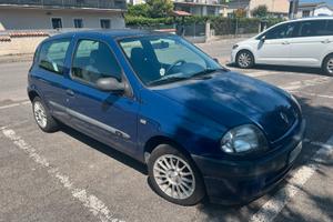 Renault clio 1.2 RXE