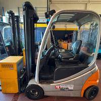 Carrello elevatore STILL 1600kg elettrico