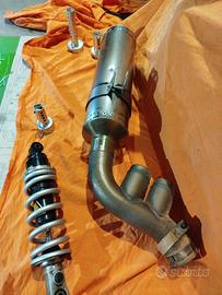 Yamaha FZ1 scarico e mono