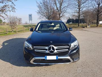 Mercedes GLC 220d 4 MATIC Sport nero