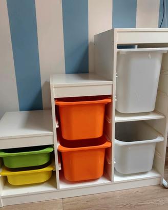 MOBILI IKEA TROFAST