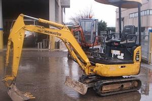 MiniEscavatore usato KOMATSU PC 16R