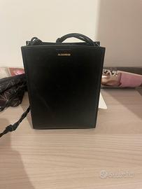 Borsa praticamente nuova consegna subito