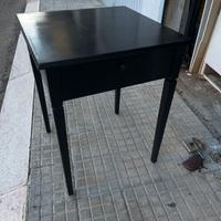 tavolino con cassetto