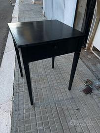 tavolino con cassetto