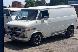 ricambi per Chevy van V8 