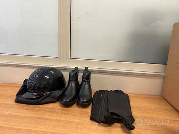 Stivaletti e cap equitazione   MAI UTILIZZATI
