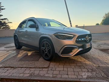 MERCEDES GLA 200d AMG PLUS