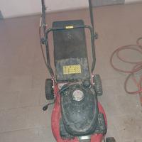 Tagliaerba a scoppio