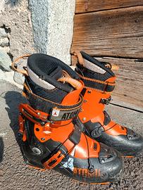 scarponi da sci alpinismo Atomic Blackland