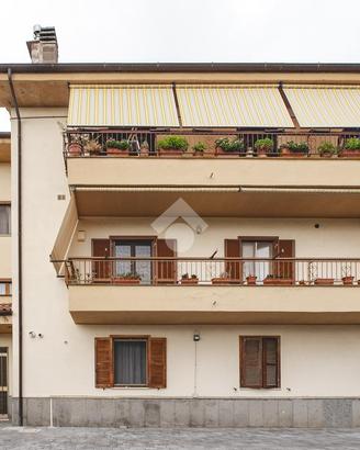 3 LOCALI A MONTE ROMANO