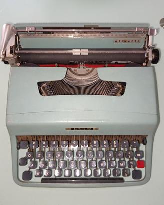 Olivetti lettera 32