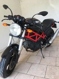 DUCATI MONSTER 695