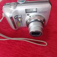 fotocamera digitale coolpix P1