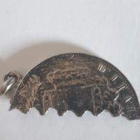 mezza moneta ciondolo pendaglio