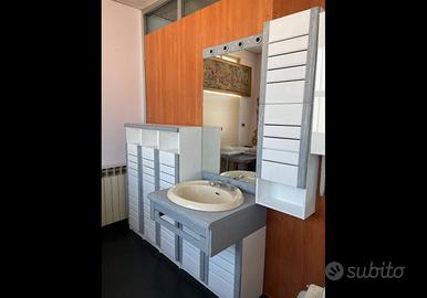 Bagno in noce restaurato