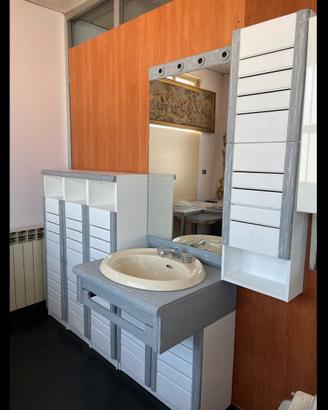 Bagno in noce restaurato