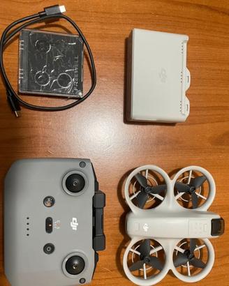 DRONE DJI NEO