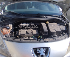 Auto motore fuso
