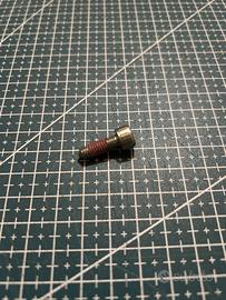 Lotto 43 viti a brugola M6x16 classe 8.8 – nuove