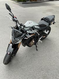 Honda CB500F 2023