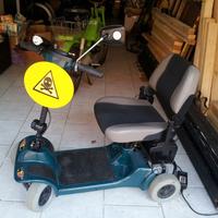 Scooter elettrico per Anziani - Disabili