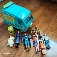 Scooby Doo Mystery Machine + personaggi 