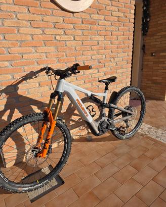 E bike Focus Sam 2 6.9  2023 