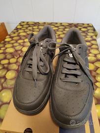 scarpe n44 Tacchini color grigio, nuove, con scato