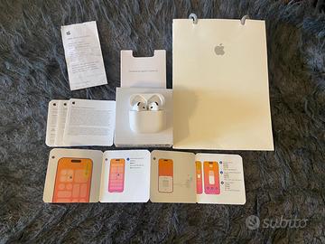 Airpods 4 con cancellazione attiva del rumore ANC