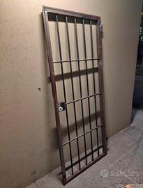 Porta inferriata di ferro artigianale