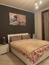 Letto matrimoniale (già smontato) + comodini
