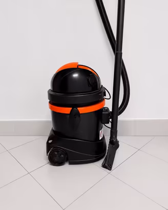 Bidone aspiratutto 1250w 21 L. Potente !