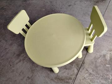 Set Tavolo e 2 Sedie IKEA MAMMUT per Bambini
