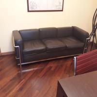 N.2 divani  Le Corbusier pelle 3+2 (no cassina)