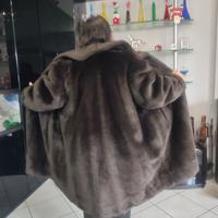 cappotto di visone ecologico