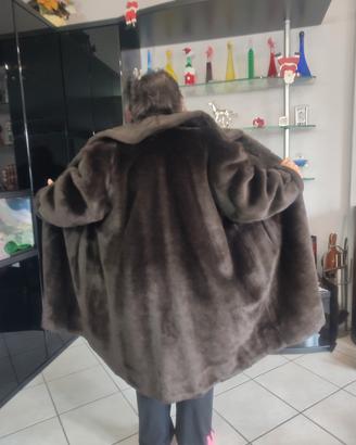 cappotto di visone ecologico