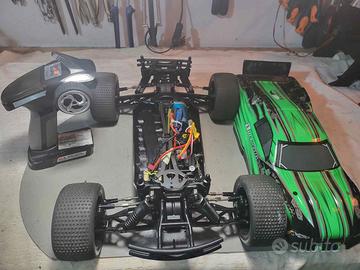 Automodello 1/10 brushless 4x4