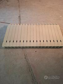 Numero 4 radiatori in alluminio 110 x 55 spessore 