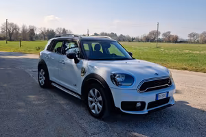 Mini Cooper Countryman 1.5 SE Business ALL4 Automa