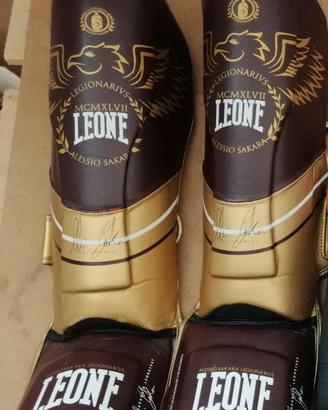 paratibie leone  misura xl