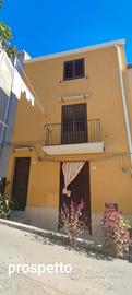 Palazzina indipendente  80mq su 3 livelli