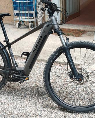 Ebike trekking Focus Aventura2 
