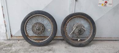Coppia  cerchi Guzzi 150