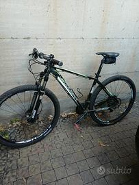 mtb Lee Cougan size M 29