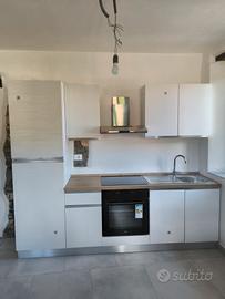 Cucina completa nuova mai usata