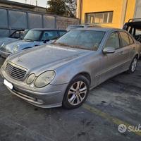 Mercedes Classe E W211 Berlina Demolita - Ricambi